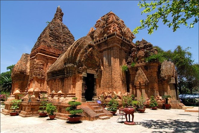 10 địa điểm không thể bỏ qua khi đến du lịch Nha Trang